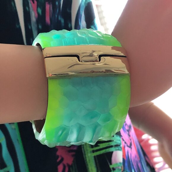 Neon Lucite Bracelet - Picture 7 of 12